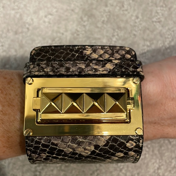 Tory Burch Snake Skin with gold spike hardware - Picture 1 of 4